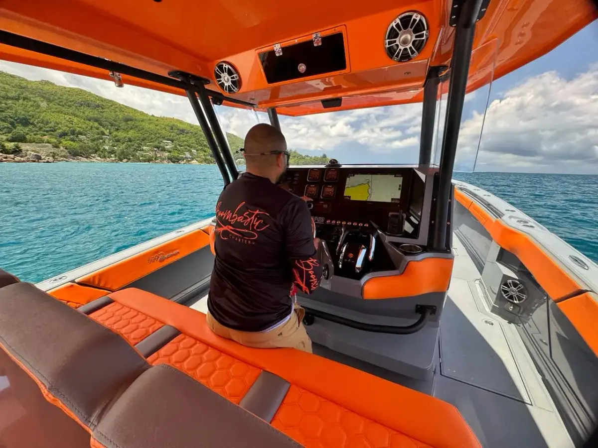 Маэ — остров Платт